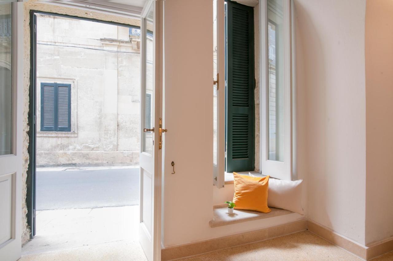 Blue Loft - Old Town Apartment Sit Lecce Dış mekan fotoğraf