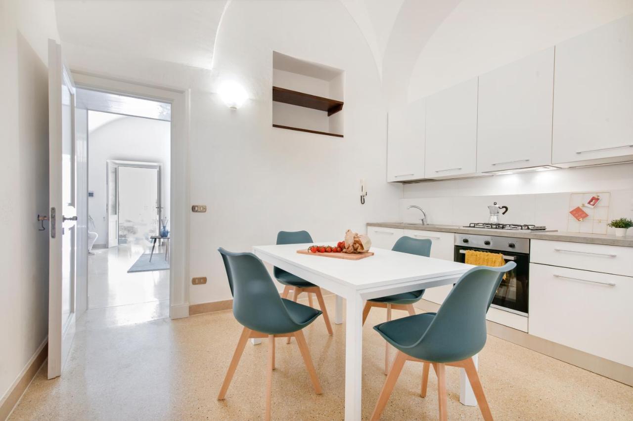 Blue Loft - Old Town Apartment Sit Lecce Dış mekan fotoğraf