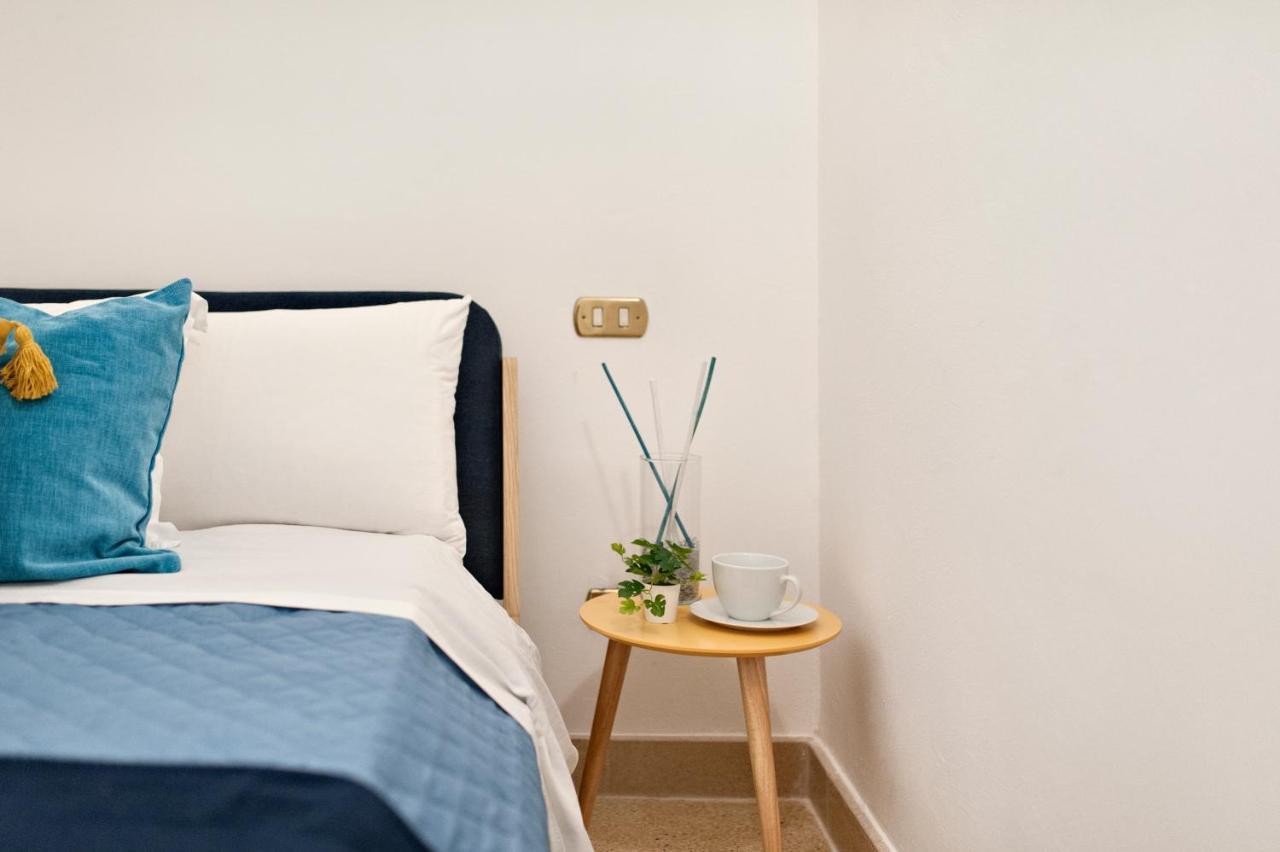 Blue Loft - Old Town Apartment Sit Lecce Dış mekan fotoğraf